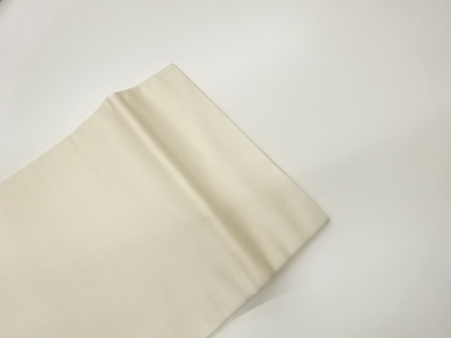  金彩椿模様暈し名古屋帯